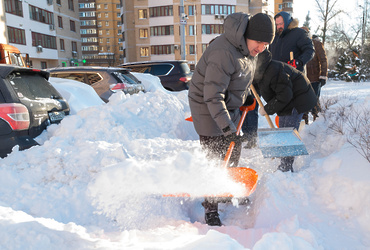 Администрация и жители Реутова приняли участие в областном субботнике