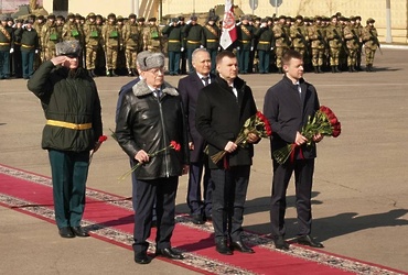 В преддверии Дня войск национальной гвардии Российской Федерации глава Реутова поздравил росгвардейцев