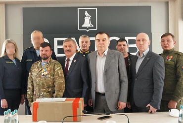 В Реутове передали станцию связи бойцам СВО