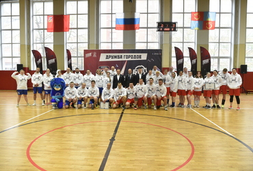 Реутовские учителя физкультуры стали участниками межмуниципального турнира