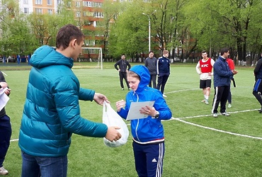 Турнир по дворовому футболу в честь праздника Великой Победы