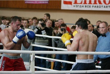 Алексей Папин стал Чемпионом России по кикбоксингу