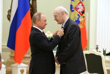 Конструктор гиперзвуковых ракет Герберт Ефремов удостоен звания Героя Труда России