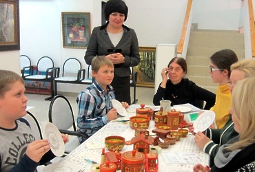 Экспериментальная студия «Народные графические росписи»