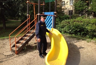 В «День без автомобиля» Госадмтехнадзор проверил около 100 дворов и дворовых объектов