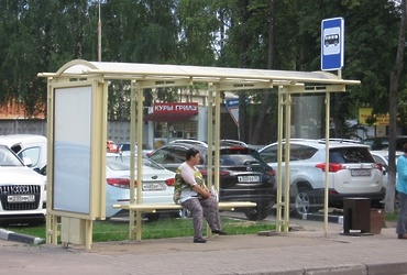 В Звенигороде заменено 19 автобусных остановок