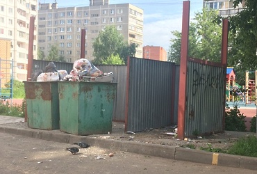 Контейнерная площадка должна быть чистой