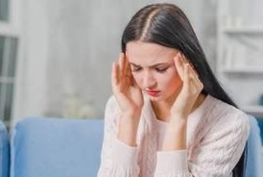 Головные боли и мигрень: врач Анна Гончарова рассказала, как магнитные бури влияют на здоровье