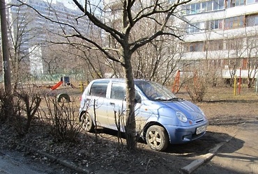 В Ивантеевке продолжают следить за рекламой и парковкой