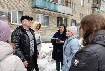 Директор школы №7 Дарья Дубовицкая провела встречу с жителями