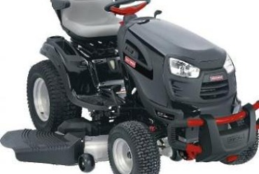 В МУП «Озеленение и благоустройство» появились минитрактора Craftsman 28861