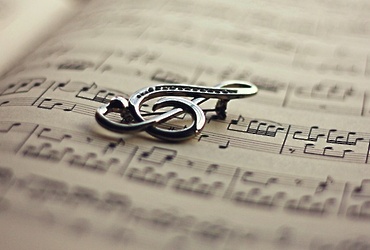 Музыкальная мастерская «За сценой»