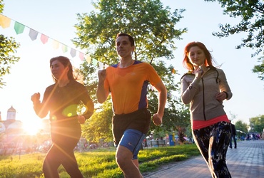 Каждую среду и субботу октября — «Adidas RunClub»