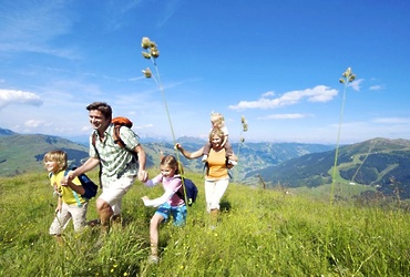 Занятие детского экспериментального клуба «ЭКО‑кидс»