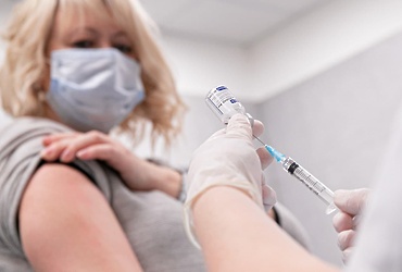 Жителям Реутова рассказали, как получить QR‑код о вакцинации