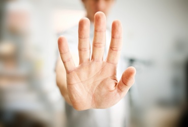 «Остановись перед пропастью»