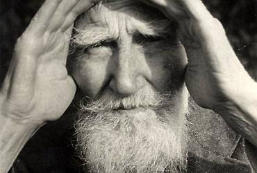 Книжная выставка, посвященная 160‑летию со дня рождения Бернарда Шоу