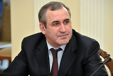 Неверов: ЛДПР пытается обвинить во внутрипартийном конфликте другие партии