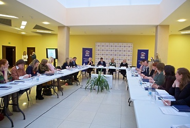 Практика проведения круглых столов на базе подмосковного отделения «Единой России» станет ежемесячной
