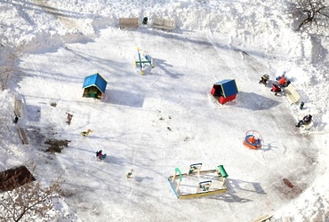 Детские и спортивные площадки в Реутове станут  чище и лучше