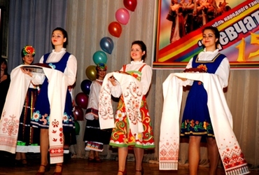 15 лет ансамблю народного танца «Девчата»
