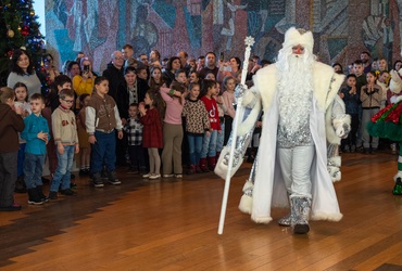 Более пяти тысяч детей из Реутова побывают на новогодних елках