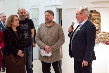 В Реутове открылась посвященная Русскому миру выставка скульптур