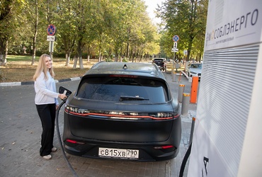 Реутов вошел в топ‑10 по количеству зарядок на электрозаправочных станциях