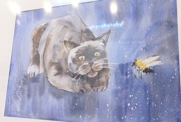 В Реутове работает выставка «Цветы, коты и море» Людмилы Солдатовой