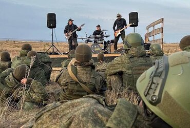 Флешка с песнями группы из Реутова защитила бойца от смертельного ранения