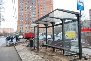 В Реутове модернизировали автобусную остановку