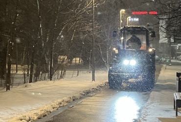 Снег в Реутове убирают 200 человек и 26 единиц техники