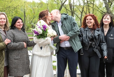 В Реутове стартовал сезон выездных регистраций брака