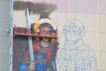 В Реутове завершается работа над крупными арт‑объектами ко Дню Победы