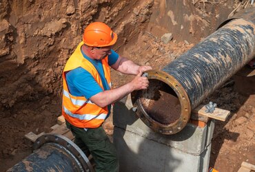 В Реутове модернизируют ВЗУ и демонтируют незаконные торговые объекты