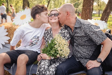 В Реутове поздравили молодожёнов и супружеские пары со стажем