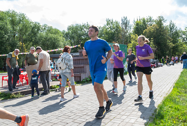 В Центральном парке Реутова отметили День физкультурника