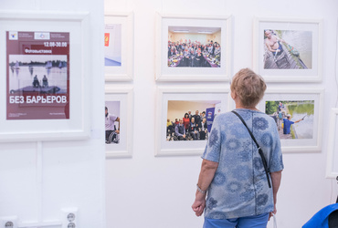 Фотовыставка членов Всероссийского общества инвалидов открылась в Реутове