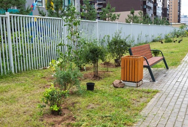 В Реутове высажено более 150 кустарников по просьбам жителей