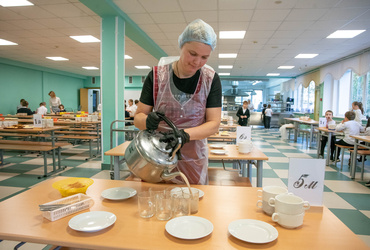 От щей до минестроне: Как в подмосковном Реутове меняют систему школьного питания