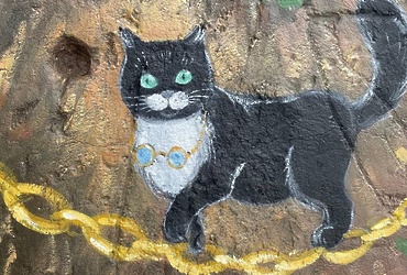 Реутовская художница превратила парк «Фабричный пруд» в сказочный лес