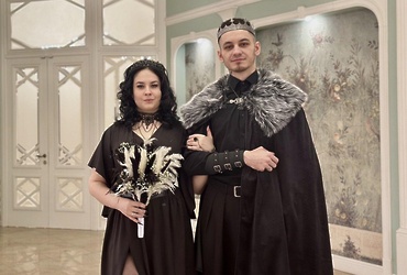 Вместе сквозь века: в Реутове пара зарегистрировала отношения в средневековом стиле