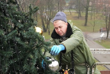 Реутов готовится к праздникам: город украсят более 120 световых консолей